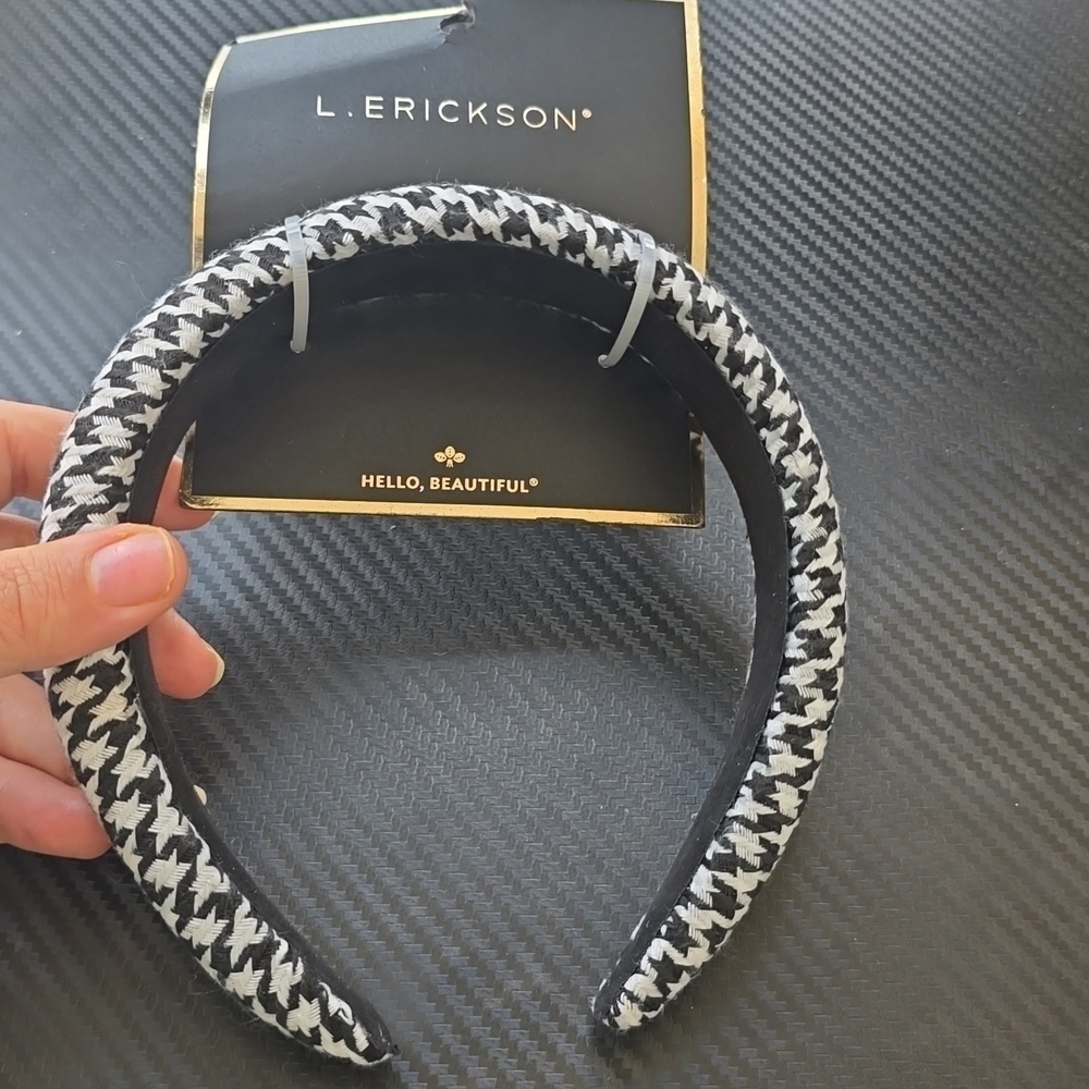 NWT L.Erickson Headband